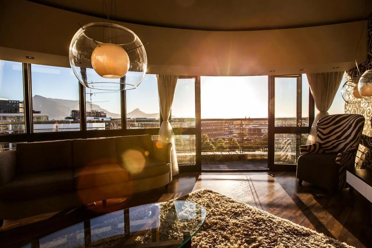****  Colosseum Hotel Cape Town South Africa