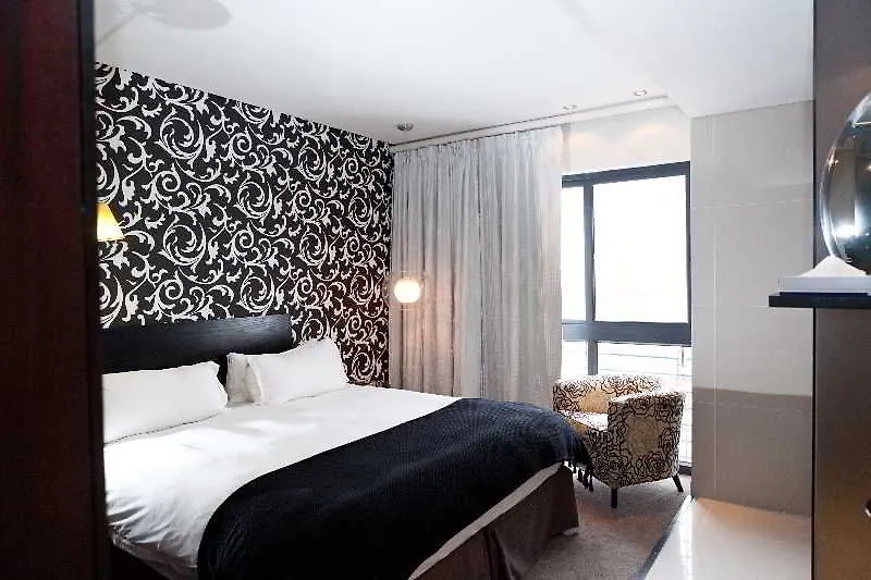 ****  Colosseum Hotel Cape Town South Africa