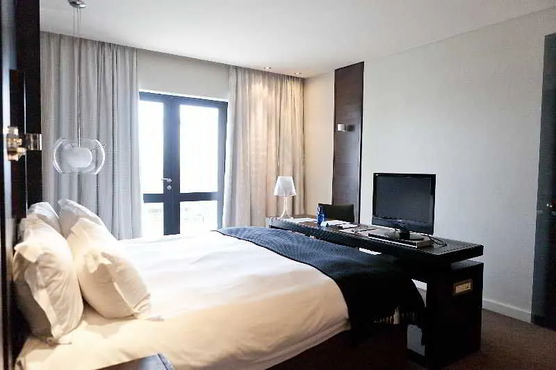 ****  Colosseum Hotel Cape Town South Africa