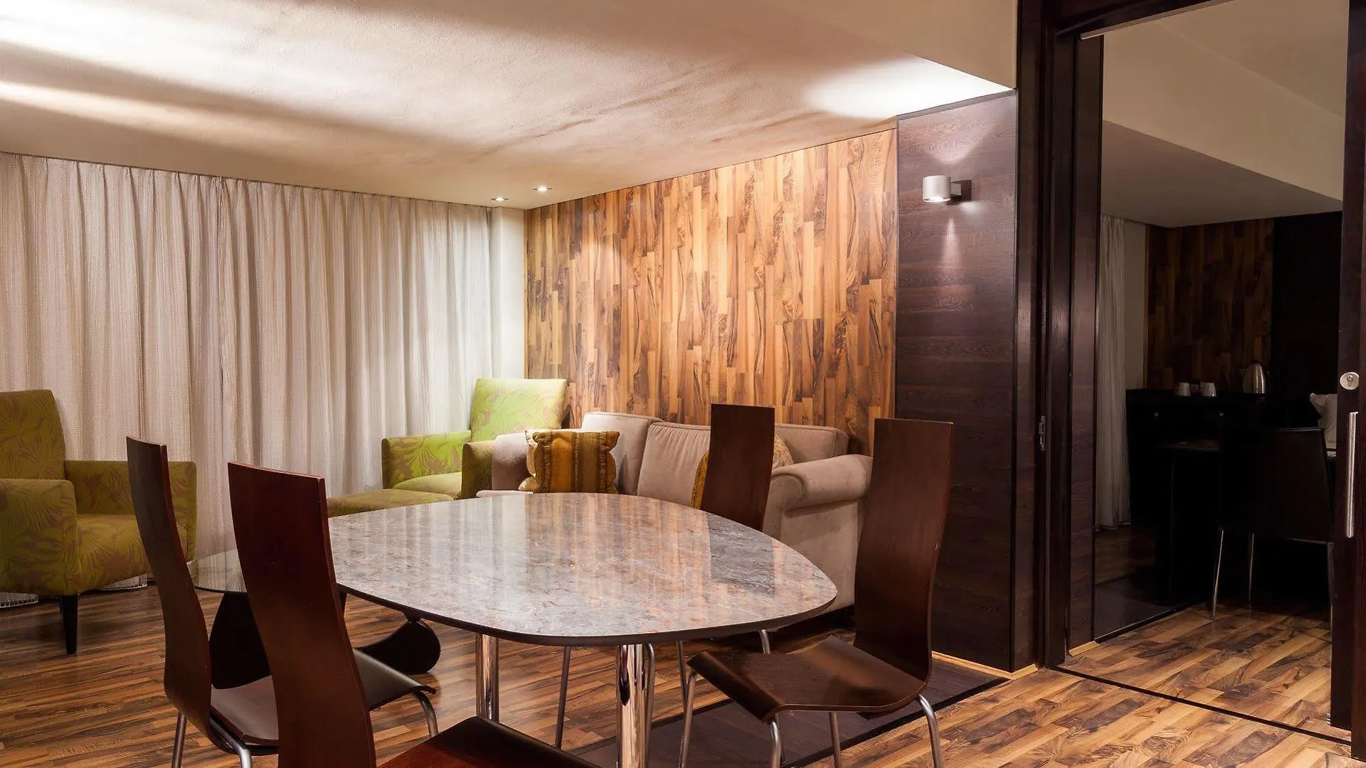 Colosseum Hotel Cape Town