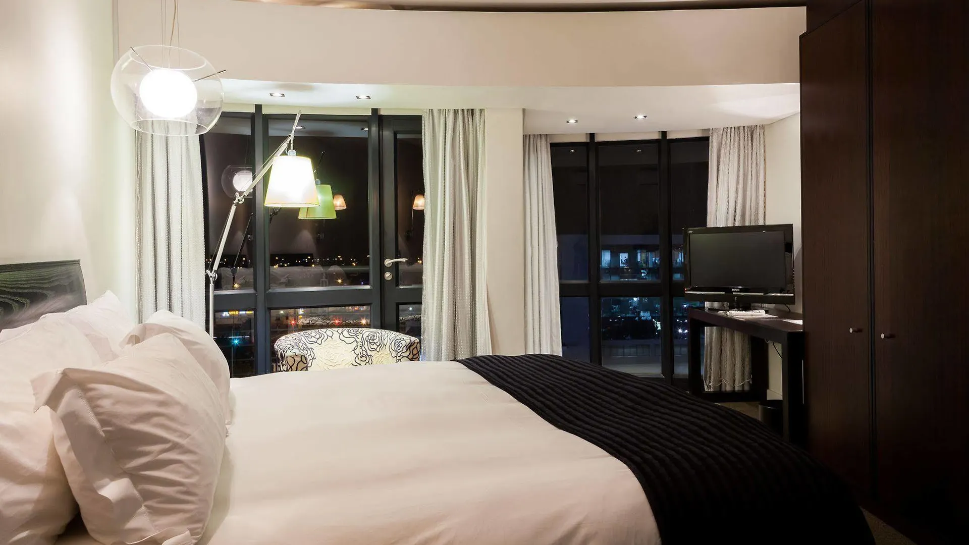 ****  Colosseum Hotel Cape Town South Africa
